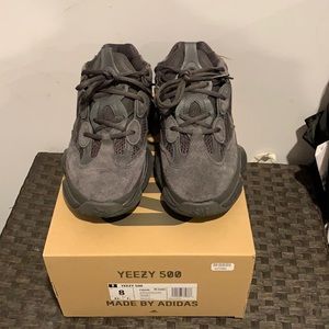 Yeezy 500